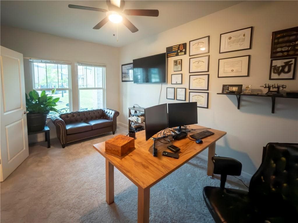 4 bedroom, 3 bathroom, 2,642 sq ft single family residence for rent at 6960 Newcastle Circle, Fairburn, GA 30213 for $2,900 a month — photo 4