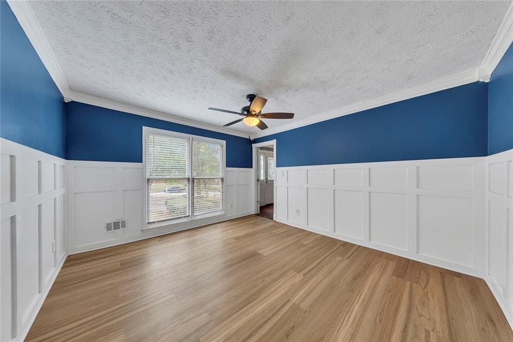 6 bedroom, 4 bathroom, 5,431 sq ft single family residence for sale at 210 Hanarry Drive, Lawrenceville, GA 30046 — photo 6