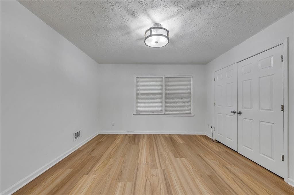6 bedroom, 4 bathroom, 5,431 sq ft single family residence for sale at 210 Hanarry Drive, Lawrenceville, GA 30046 — photo 8