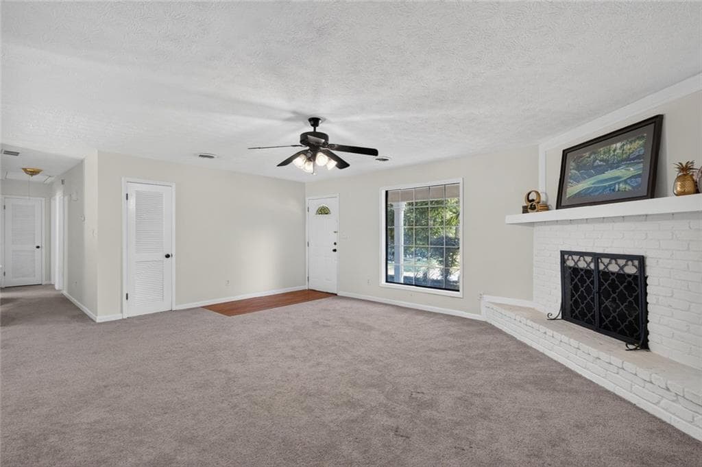 4 bedroom, 2 bathroom, 1,680 sq ft single family residence for sale at 850 The Circle, Lawrenceville, GA 30043 — photo 5
