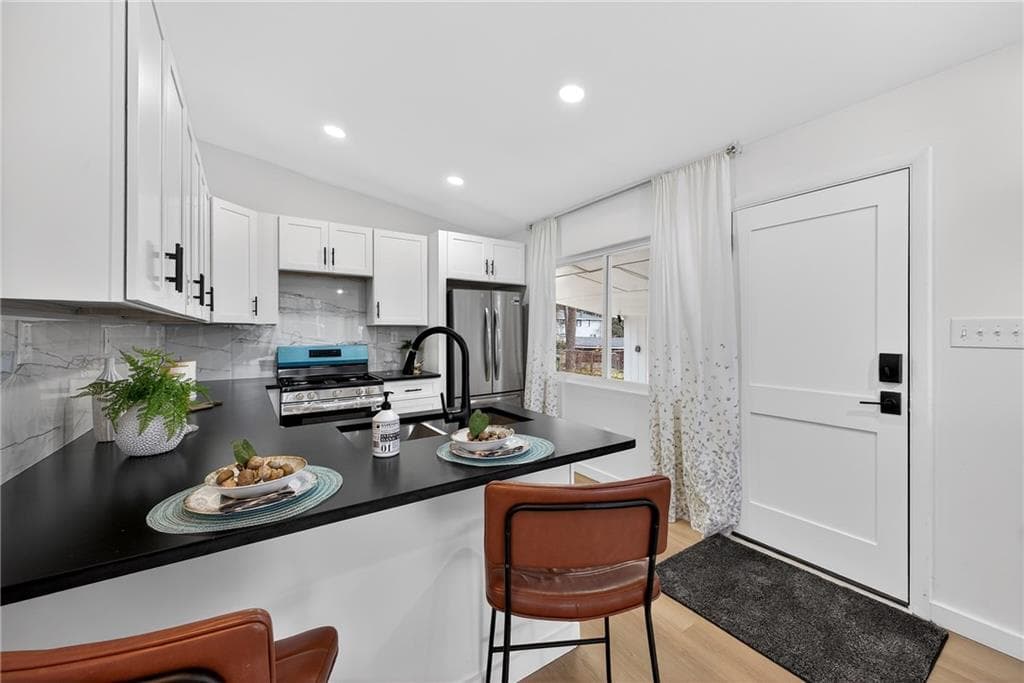 3 bedroom, 2 bathroom, 1,134 sq ft single family residence for rent at 201 Lydia Drive, Atlanta, GA 30315 for $2,750 a month — photo 6