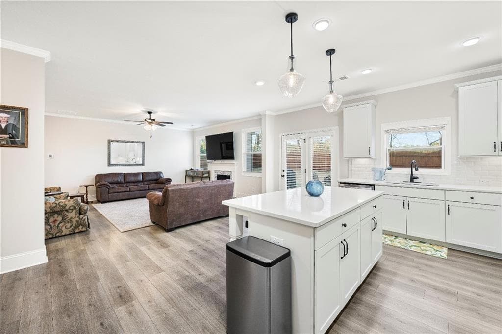 5 bedroom, 3 bathroom, 3,100 sq ft single family residence for sale at 7545 Rambling Vale, Cumming, GA 30028 — photo 10