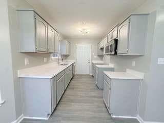 3 bedroom, 2 bathroom single family residence for sale at 2125 Cedar Avenue, Macon, GA 31204 — photo 6
