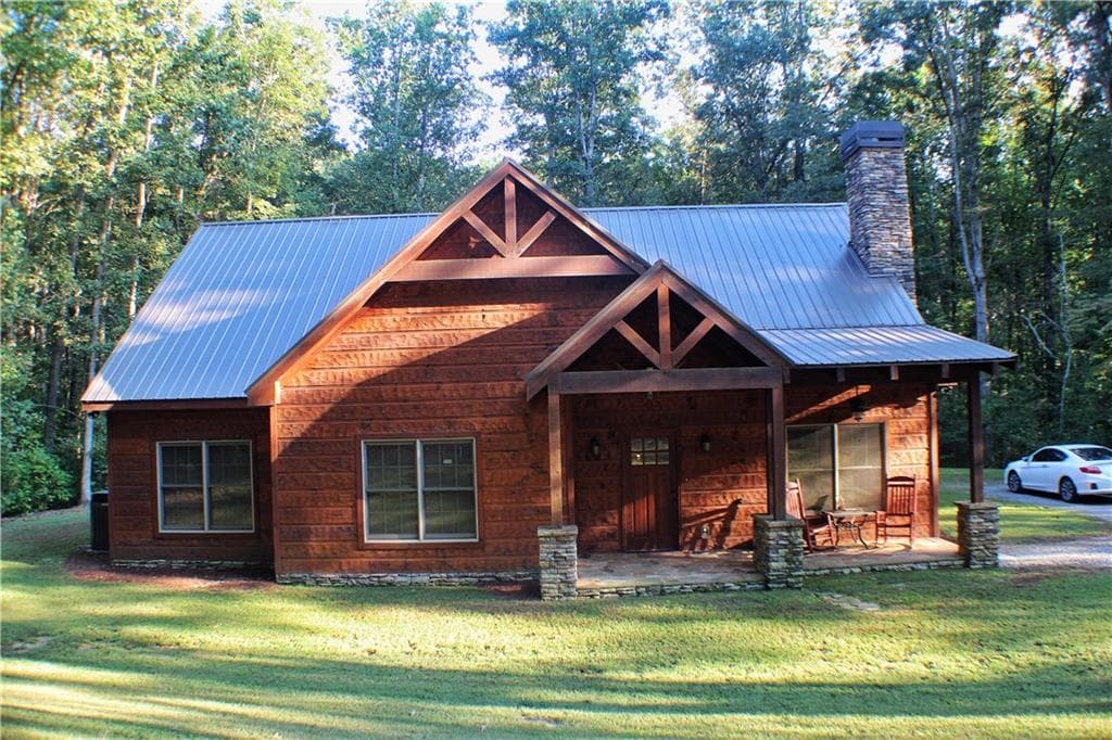 3 bedroom, 2 bathroom, 1,667 sq ft single family residence for sale at 8187 Highway 53 West, Jasper, GA 30143