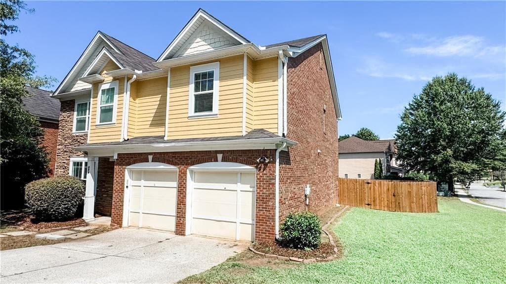 4 bedroom, 3 bathroom, 2,608 sq ft single family residence for sale at 4387 Savannah Drive, Atlanta, GA 30349 — photo 2