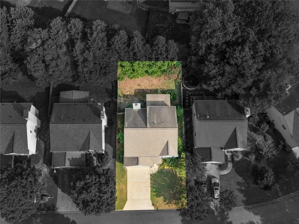 3 bedroom, 3 bathroom, 1,862 sq ft single family residence for sale at 604 Lullingstone Drive, Marietta, GA 30067 — photo 3