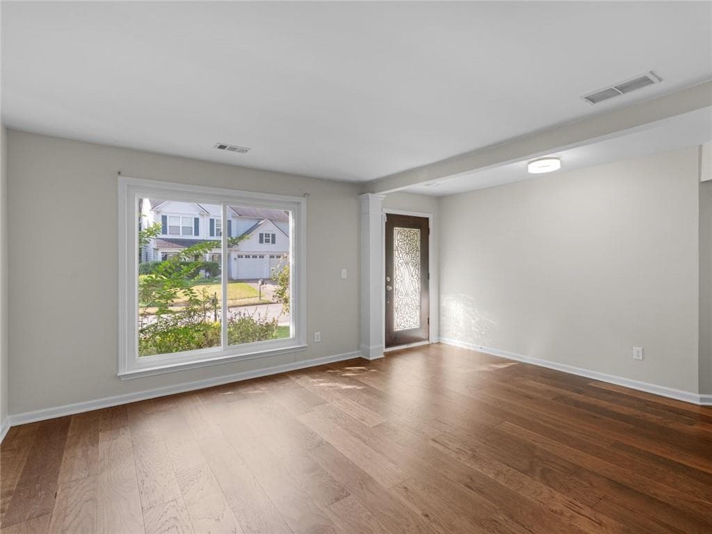 3 bedroom, 3 bathroom, 1,862 sq ft single family residence for sale at 604 Lullingstone Drive, Marietta, GA 30067 — photo 8