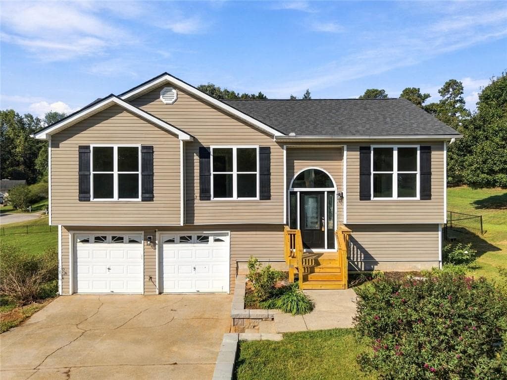 3 bedroom, 2 bathroom, 2,392 sq ft single family residence for sale at 6035 Daffodil Drive, Flowery Branch, GA 30542