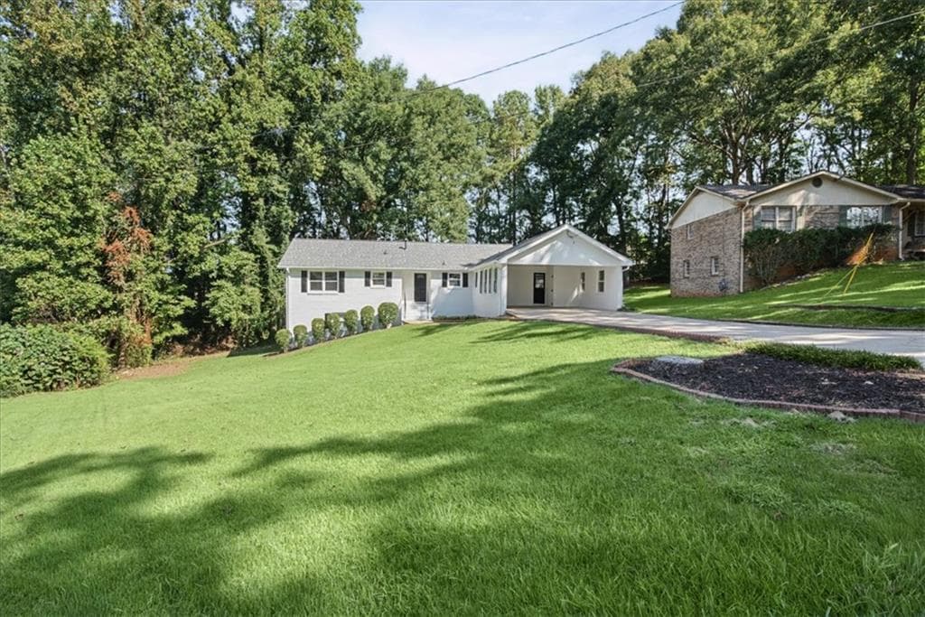 4 bedroom, 2 bathroom, 3,022 sq ft single family residence for sale at 5092 Beth Street, Douglasville, GA 30135 — photo 3