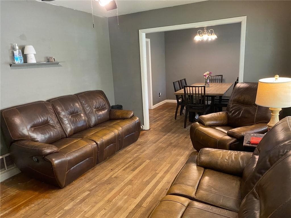 3 bedroom, 1 bathroom, 1,075 sq ft single family residence for sale at 2308 Clay Road, Austell, GA 30106 — photo 7