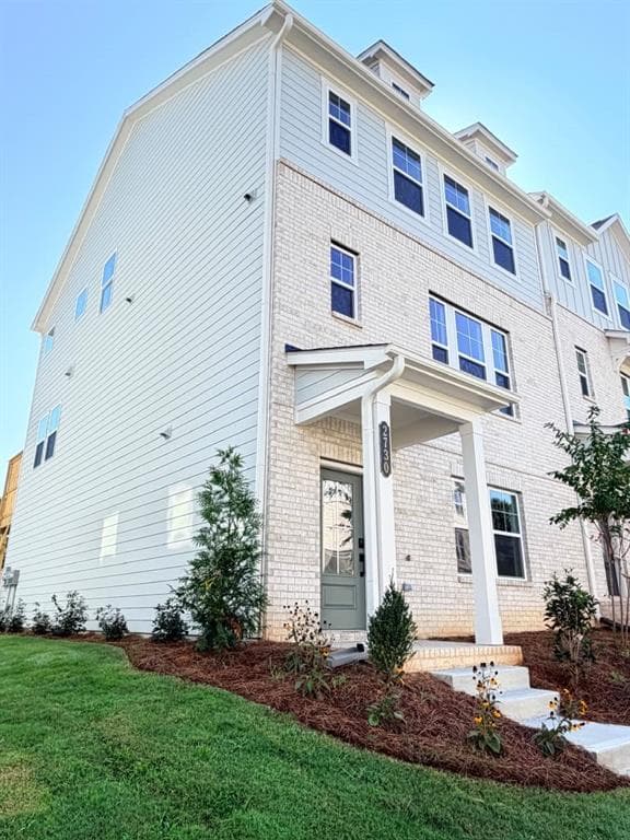4 bedroom, 4 bathroom, 2,340 sq ft townhouse for rent at 2730 Dreycott Ln, Lawrenceville, GA 30043 for $2,895 a month — photo 2
