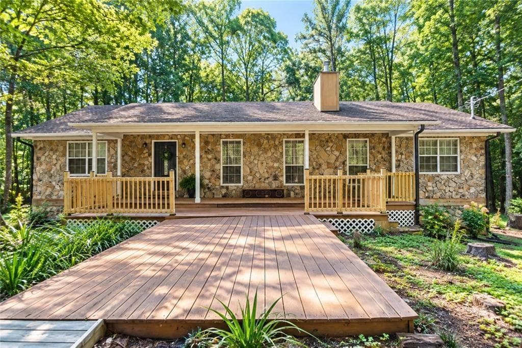 5 bedroom, 3 bathroom, 2,536 sq ft single family residence for sale at 5295 Ridge Road, Douglasville, GA 30134