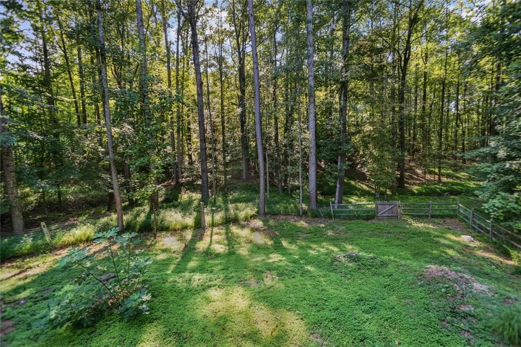 5 bedroom, 3 bathroom, 2,536 sq ft single family residence for sale at 5295 Ridge Road, Douglasville, GA 30134 — photo 9