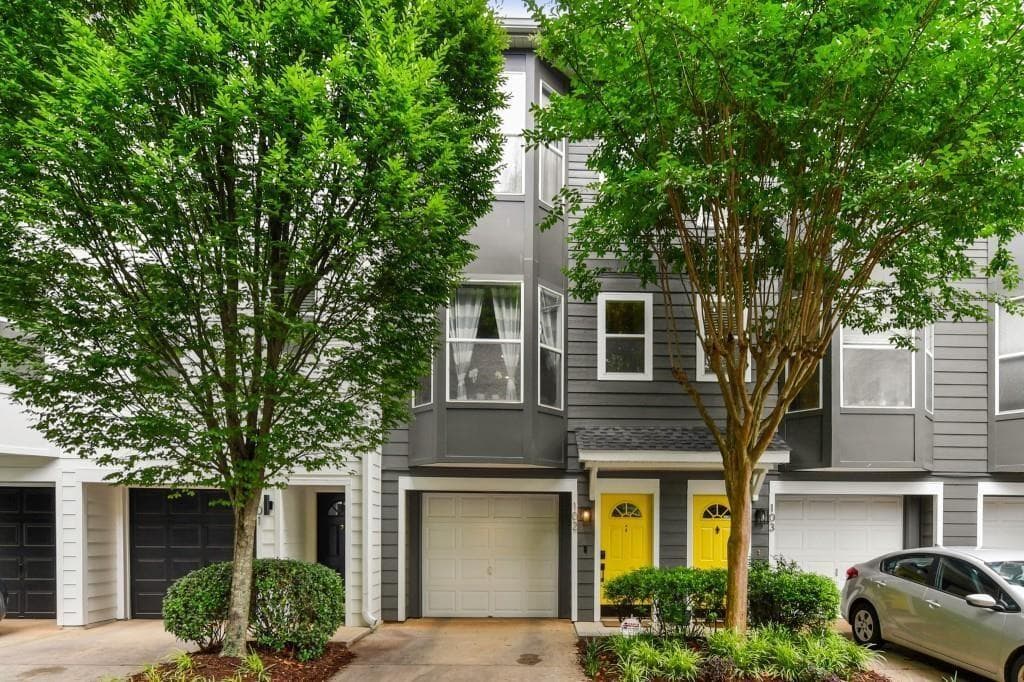 1 bedroom, 2 bathroom, 1,058 sq ft townhouse for rent at 951 Glenwood Avenue 102, Atlanta, GA 30316 for $2,300 a month — photo 1 of 36