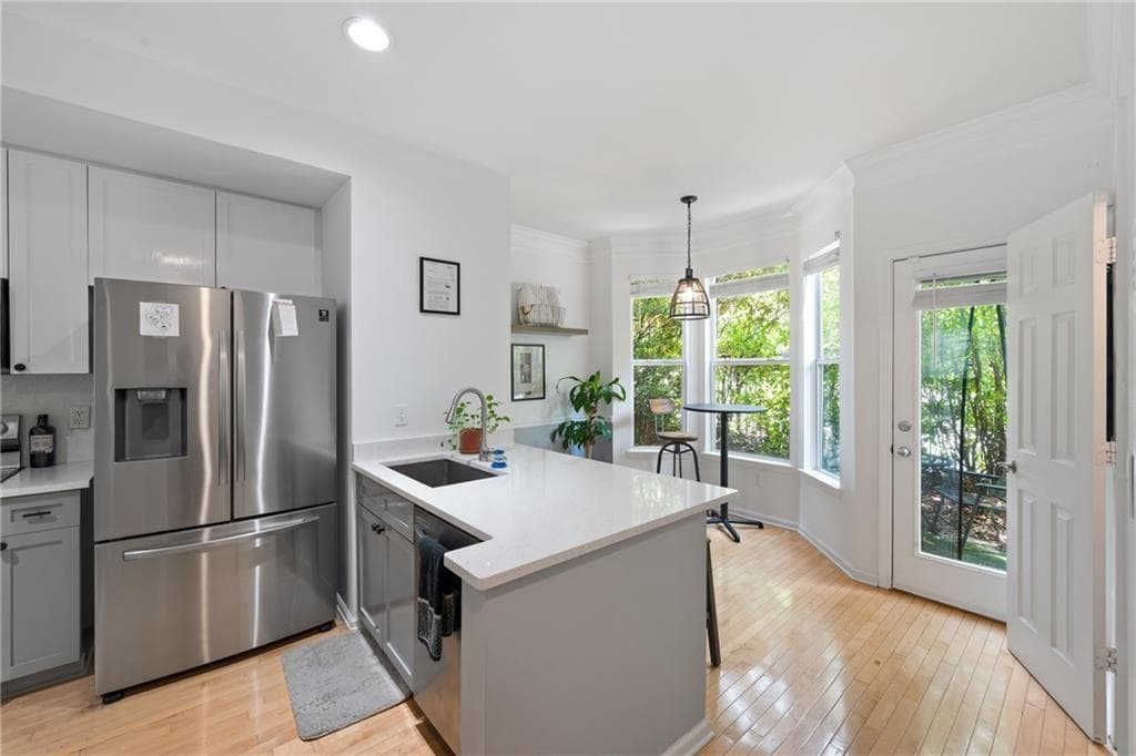 1 bedroom, 2 bathroom, 1,058 sq ft townhouse for rent at 951 Glenwood Avenue 102, Atlanta, GA 30316 for $2,300 a month — photo 6