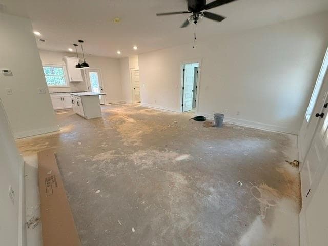 3 bedroom, 2 bathroom, 1,380 sq ft single family residence under contract at 207 Cole Lake Rd, Dallas, GA 30157 — photo 6