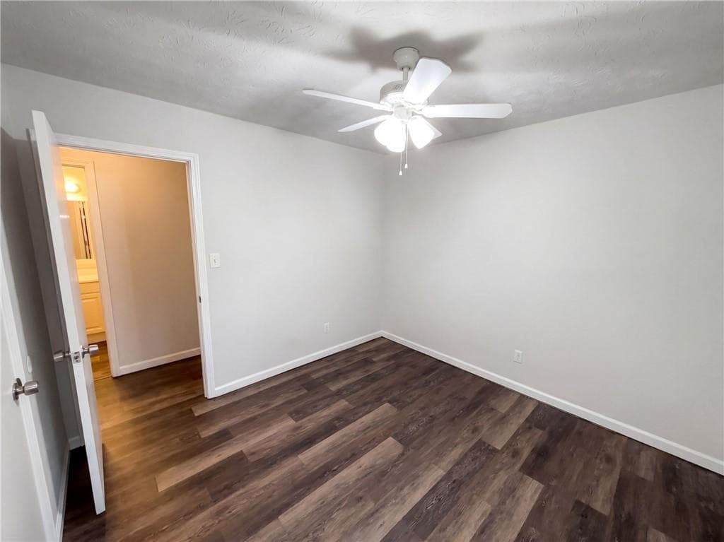 3 bedroom, 2 bathroom, 1,191 sq ft single family residence for sale at 204 Arbor Way, Dallas, GA 30157 — photo 4