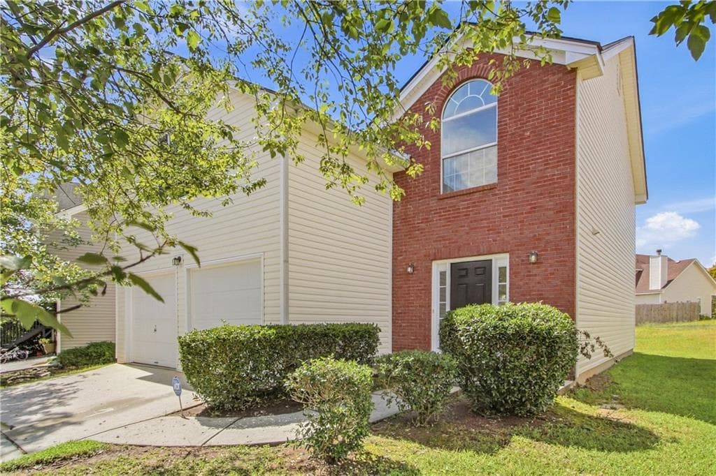 4 bedroom, 3 bathroom, 2,144 sq ft single family residence for sale at 2571 S Hills, Riverdale, GA 30296 — photo 3