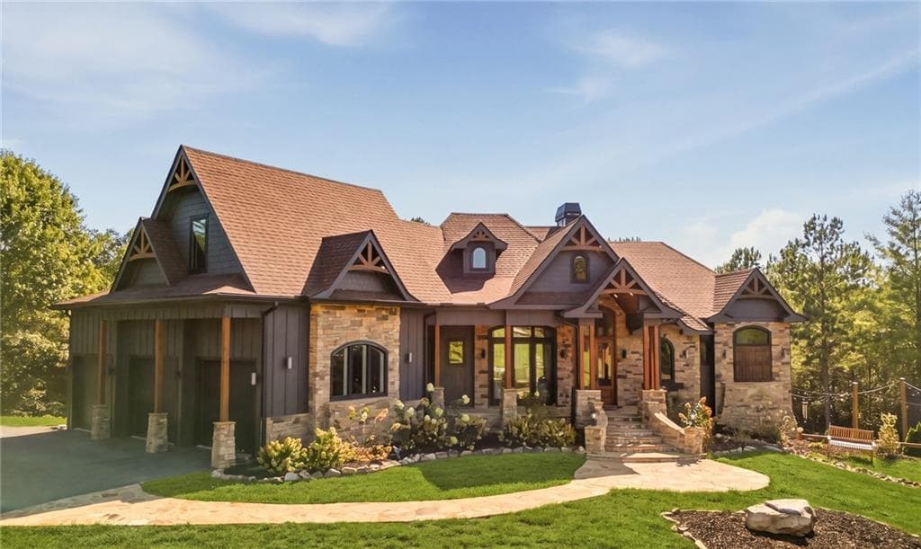 4 bedroom, 6 bathroom, 4,700 sq ft single family residence for sale at 255 Water Oak Lane, Blairsville, GA 30512