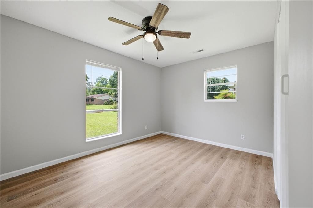4 bedroom, 2 bathroom, 1,432 sq ft single family residence for sale at 19 Lindsey Drive, Rome, GA 30165 — photo 4