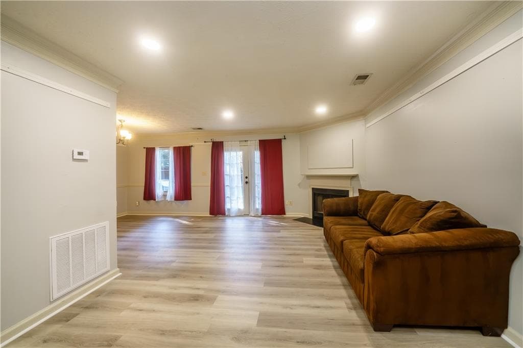3 bedroom, 4 bathroom, 1,408 sq ft townhouse for sale at 1020 Plantation Way, Kennesaw, GA 30144 — photo 6