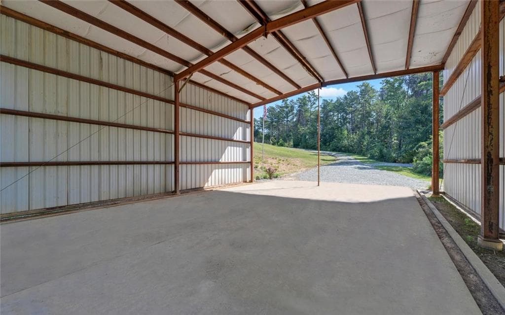 4 bedroom, 3 bathroom, 2,968 sq ft single family residence for sale at 4264 Highway 105, Baldwin, GA 30511 — photo 10