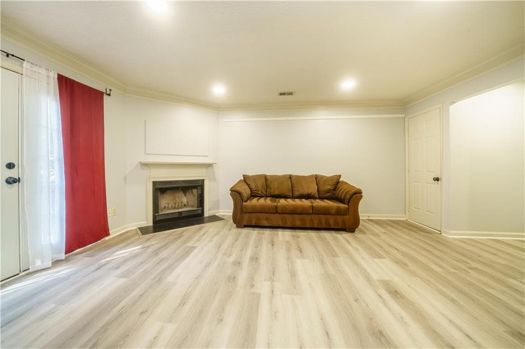 3 bedroom, 4 bathroom, 1,408 sq ft townhouse for sale at 1020 Plantation Way, Kennesaw, GA 30144 — photo 9
