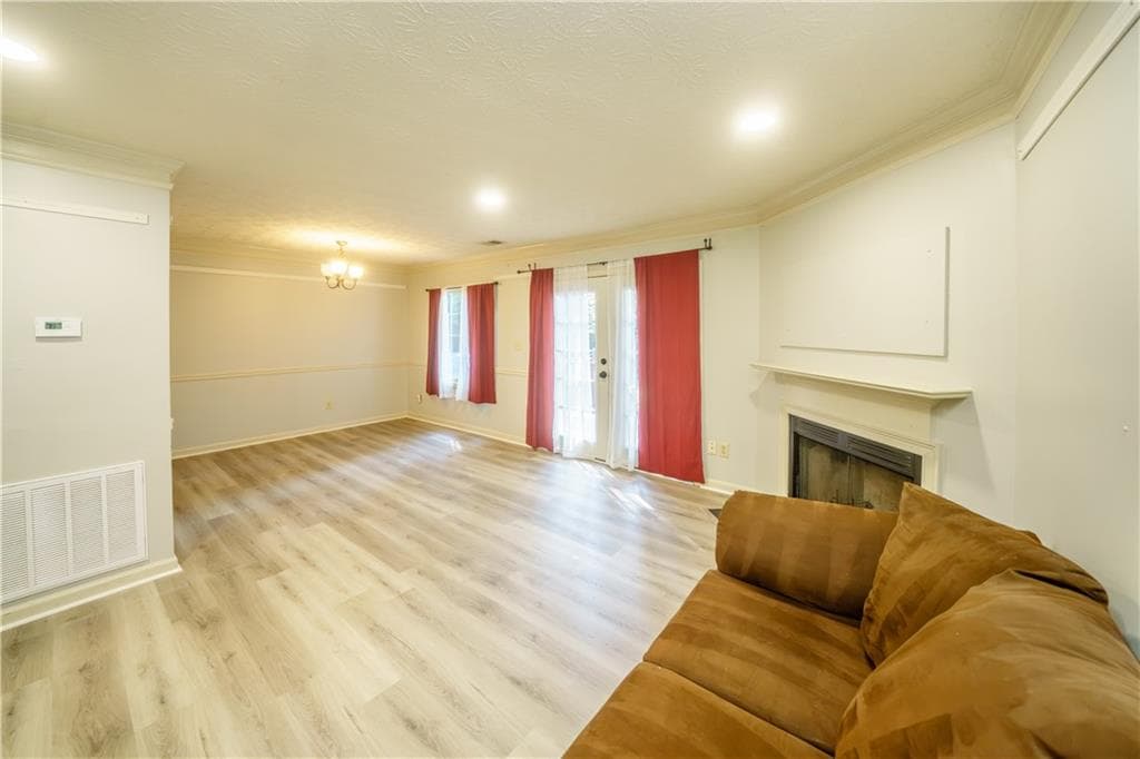 3 bedroom, 4 bathroom, 1,408 sq ft townhouse for sale at 1020 Plantation Way, Kennesaw, GA 30144 — photo 10