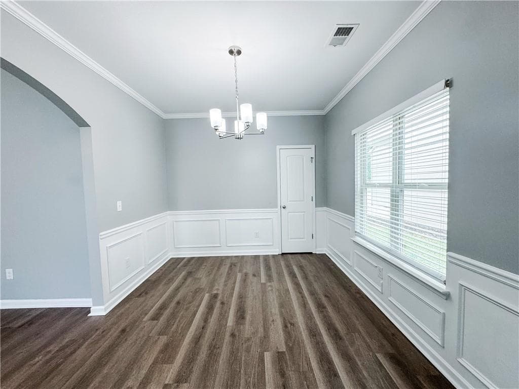 3 bedroom, 3 bathroom, 1,704 sq ft single family residence under contract at 3140 Broadleaf Trail, Fairburn, GA 30213 — photo 10