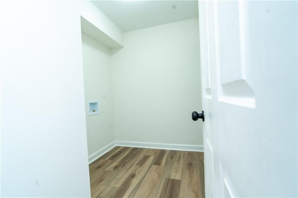 3 bedroom, 3 bathroom, 1,680 sq ft condominium for sale at 3305 York Place, Decatur, GA 30032 — photo 6