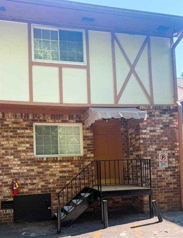 2 bedroom, 2 bathroom, 1,064 sq ft condominium for rent at 1175 Church Street L, Decatur, GA 30030 for $1,950 a month — photo 1 of 29