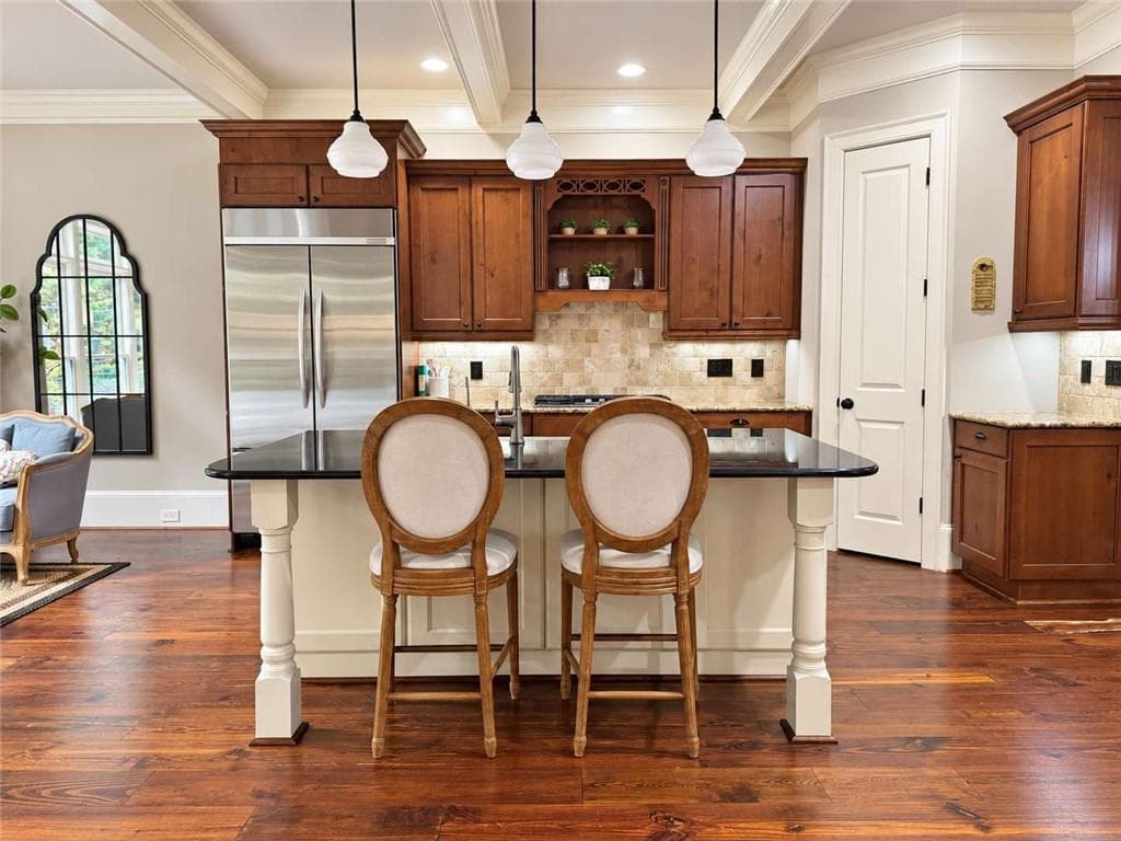 4 bedroom, 5 bathroom, 4,100 sq ft townhouse for sale at 320 Wisteria Circle, Roswell, GA 30076 — photo 6