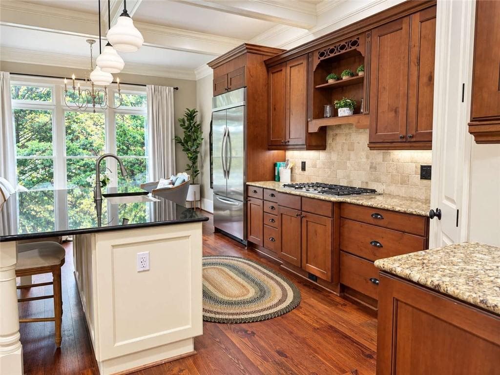 4 bedroom, 5 bathroom, 4,100 sq ft townhouse for sale at 320 Wisteria Circle, Roswell, GA 30076 — photo 8