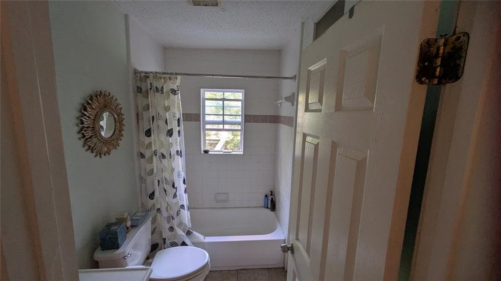 2 bedroom, 1 bathroom, 938 sq ft single family residence for sale at 2042 Arlington Circle, Atlanta, GA 30318 — photo 10