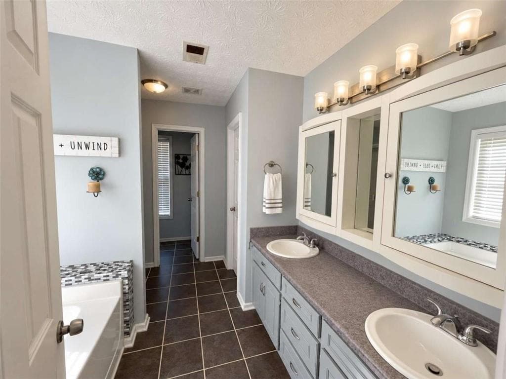 3 bedroom, 3 bathroom, 1,678 sq ft single family residence for sale at 587 Saddle Ridge Drive, Bethlehem, GA 30620 — photo 6