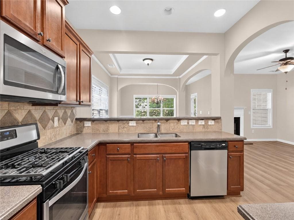 3 bedroom, 3 bathroom, 2,015 sq ft townhouse for rent at 5060 Hastings Terrace, Alpharetta, GA 30005 for $2,550 a month — photo 10