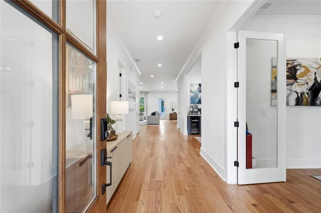 4 bedroom, 5 bathroom, 3,464 sq ft single family residence for sale at 2114 Memorial Drive, Atlanta, GA 30317 — photo 7