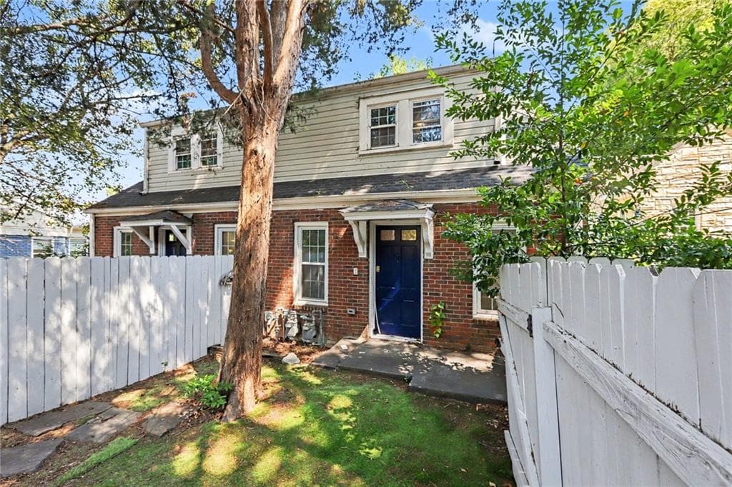 4 bedroom, 2 bathroom, 1,880 sq ft single family residence for sale at 1251 Monroe Drive Northeast, Atlanta, GA 30306 — photo 1 of 28