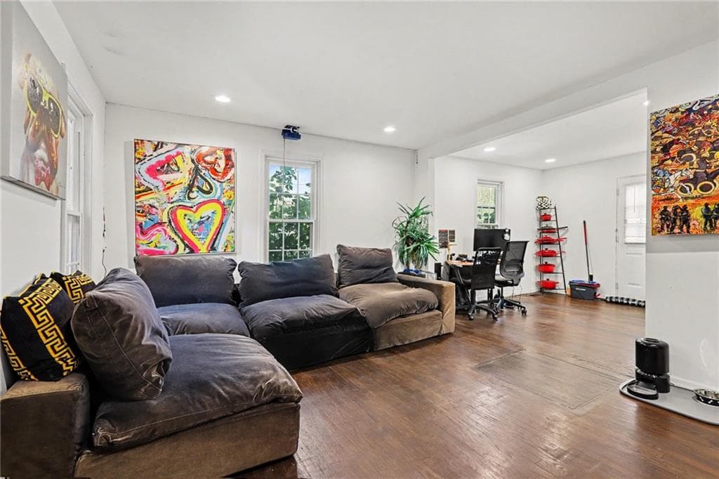 4 bedroom, 2 bathroom, 1,880 sq ft single family residence for sale at 1251 Monroe Drive Northeast, Atlanta, GA 30306 — photo 2