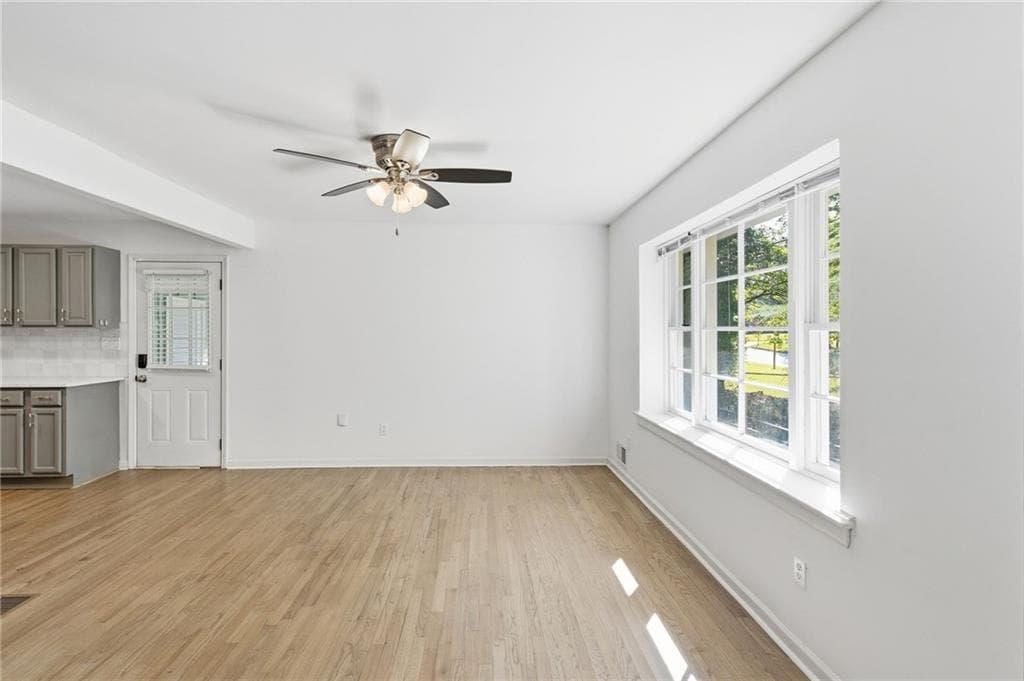 4 bedroom, 2 bathroom, 1,573 sq ft single family residence for sale at 3650 Sheffield Place, Tucker, GA 30084 — photo 7