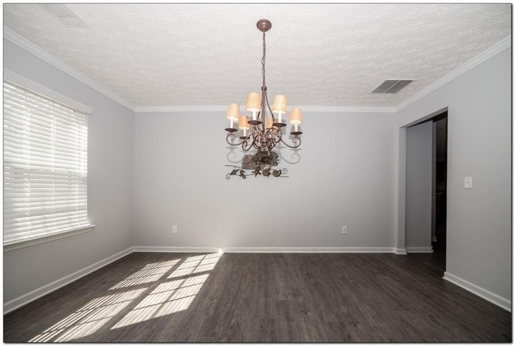 4 bedroom, 3 bathroom, 2,740 sq ft single family residence for rent at 3832 Roxberry Hill Lane, Buford, GA 30518 for $2,300 a month — photo 5
