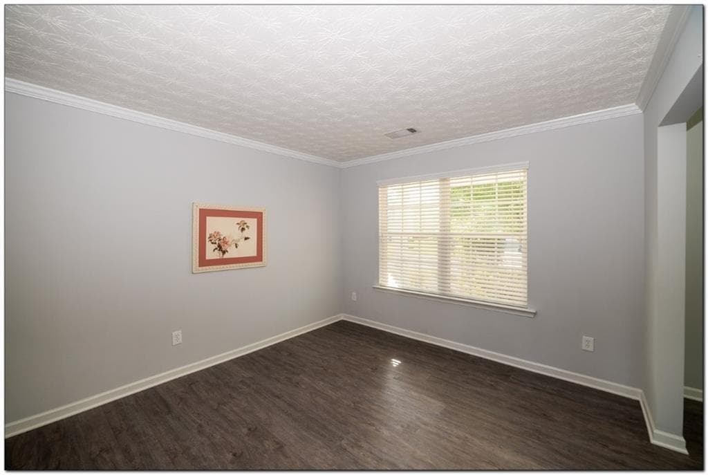 4 bedroom, 3 bathroom, 2,740 sq ft single family residence for rent at 3832 Roxberry Hill Lane, Buford, GA 30518 for $2,300 a month — photo 7