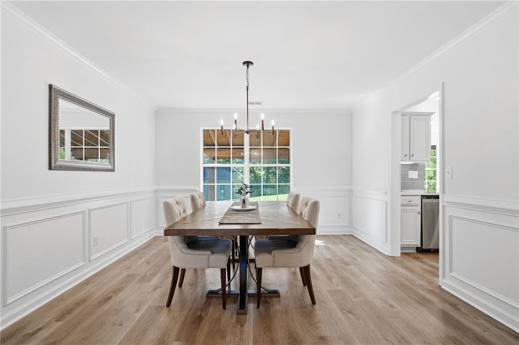 4 bedroom, 3 bathroom, 2,901 sq ft single family residence under contract at 4870 Haley Farms Drive, Cumming, GA 30028 — photo 9