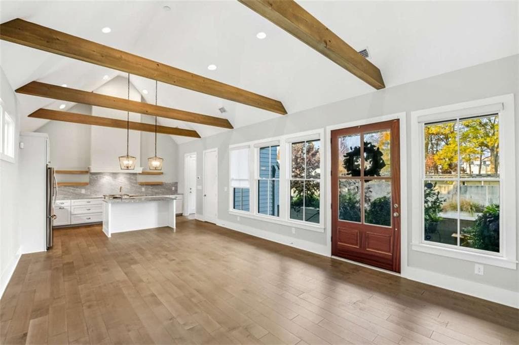3 bedroom, 3 bathroom, 1,750 sq ft townhouse for sale at 110 4TH Street, Fayetteville, GA 30214 — photo 6