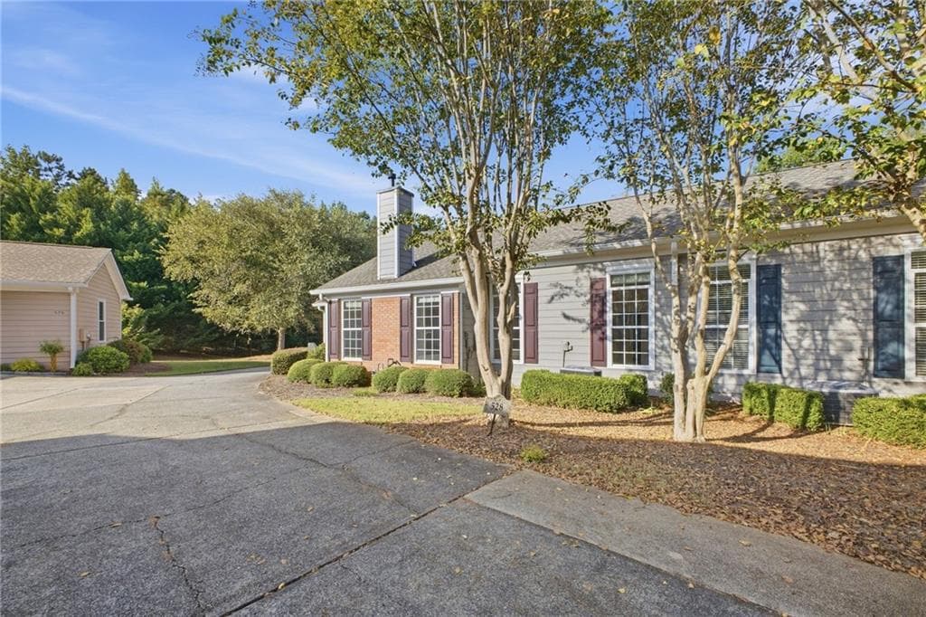 2 bedroom, 2 bathroom, 1,353 sq ft townhouse for sale at 528 Camry Circle, Dallas, GA 30157 — photo 3