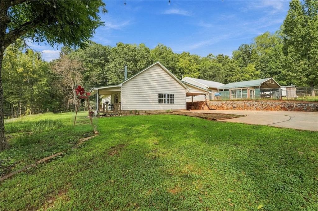 3 bedroom, 2 bathroom, 1,637 sq ft single family residence for sale at 993 Sam Freeman Road, Hoschton, GA 30548 — photo 9
