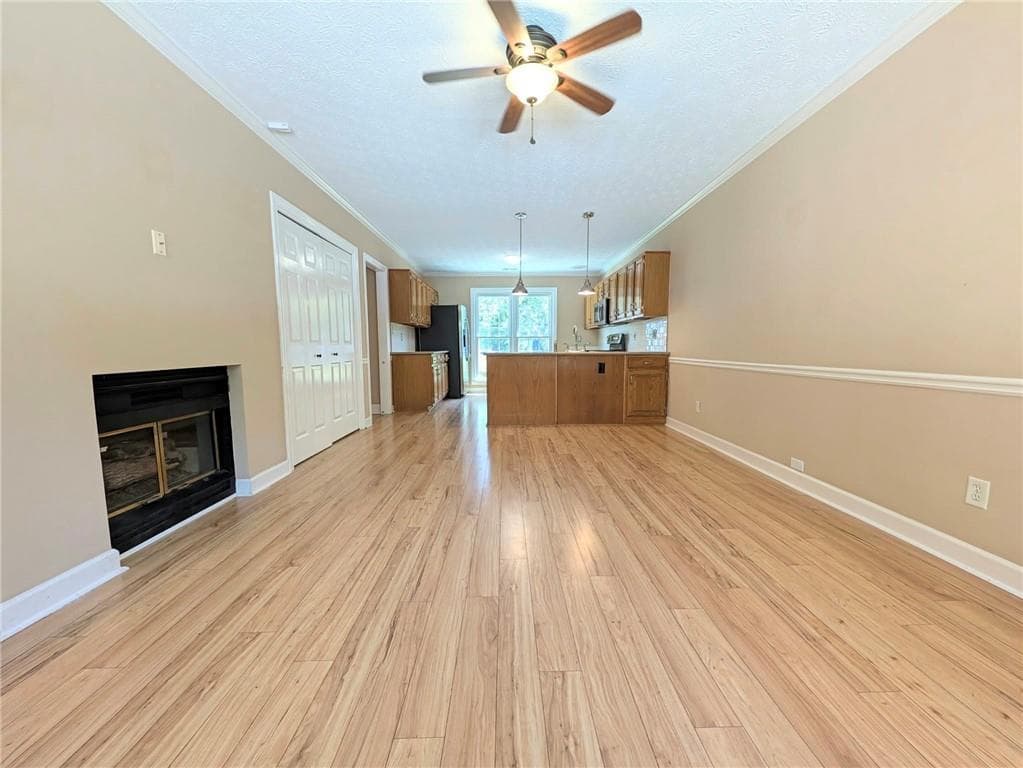 4 bedroom, 2 bathroom, 2,602 sq ft single family residence for sale at 11860 Wexford Club Drive, Roswell, GA 30075 — photo 8