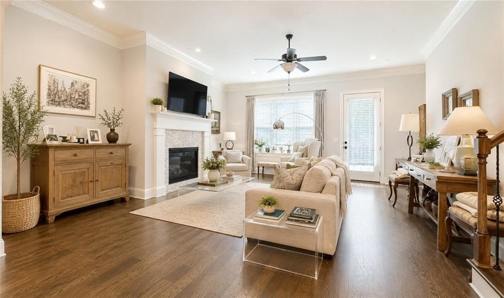 4 bedroom, 5 bathroom, 4,020 sq ft townhouse for rent at 3226 Nobility Way, Atlanta, GA 30339 for $4,500 a month — photo 2