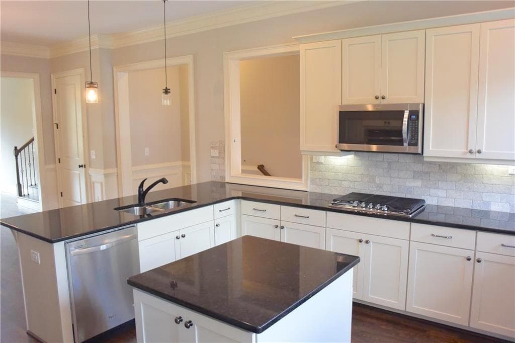 4 bedroom, 5 bathroom, 4,020 sq ft townhouse for rent at 3226 Nobility Way, Atlanta, GA 30339 for $4,380 a month — photo 7