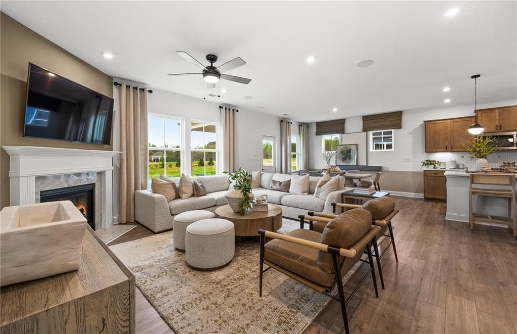 5 bedroom, 3 bathroom, 3,164 sq ft single family residence for sale at 1672 Branch Creek Dr-Lot 112, Cumming, GA 30040 — photo 8